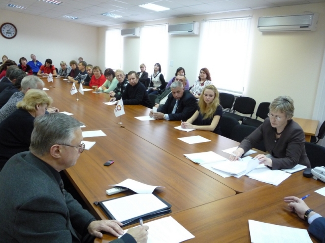 Расширенное заседание профкома с приглашением заместителя директора Е.В. Логинова